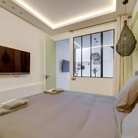 Bluestay 40 - Superb In Parigi